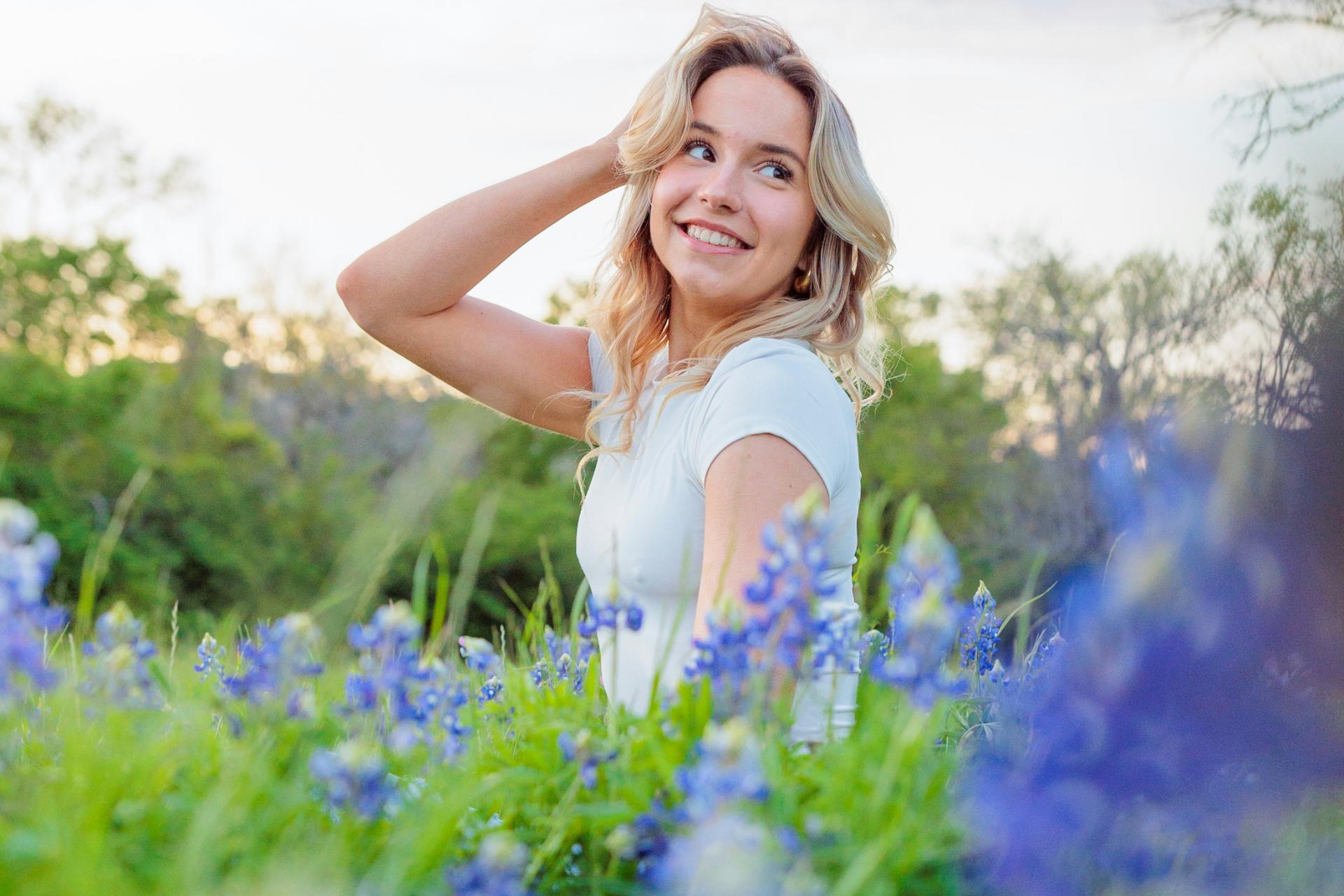 Beautiful girl having a photoshoot out in nature